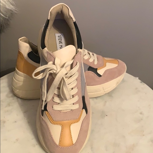 steve madden memory pink multi